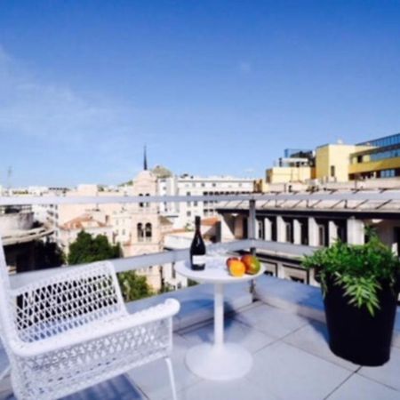 A Diamont In The Center Of Athens Atenas Exterior foto